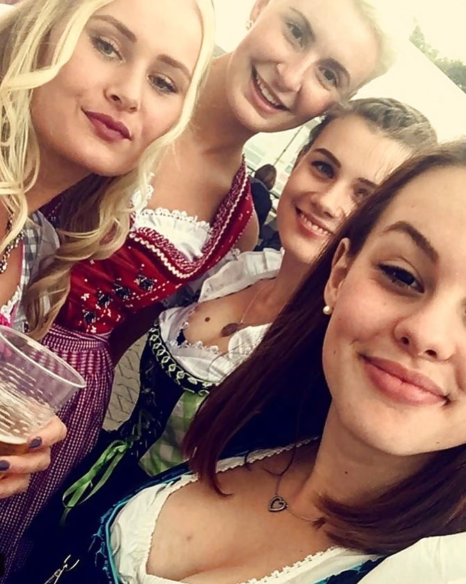 Sexy Dirndl Girls 155 3