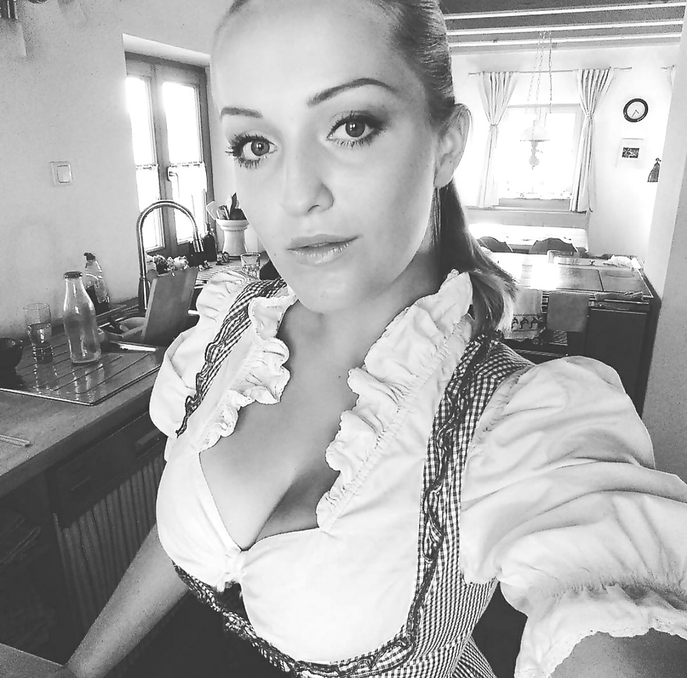 Hot Girls in Dirndl 20 14