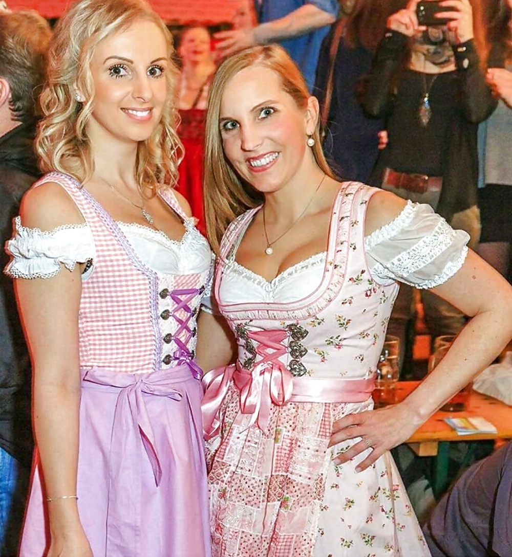 Hot Girls in Dirndl 20 9