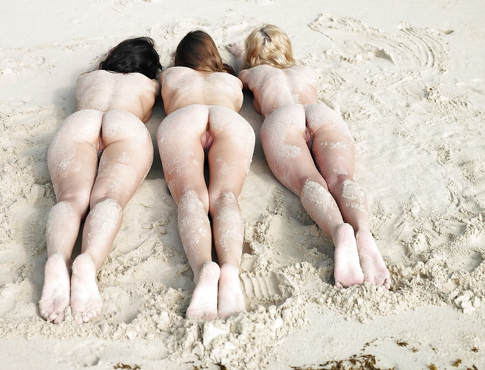 Lust-heaven with 3 white sex-goddesses-II 3