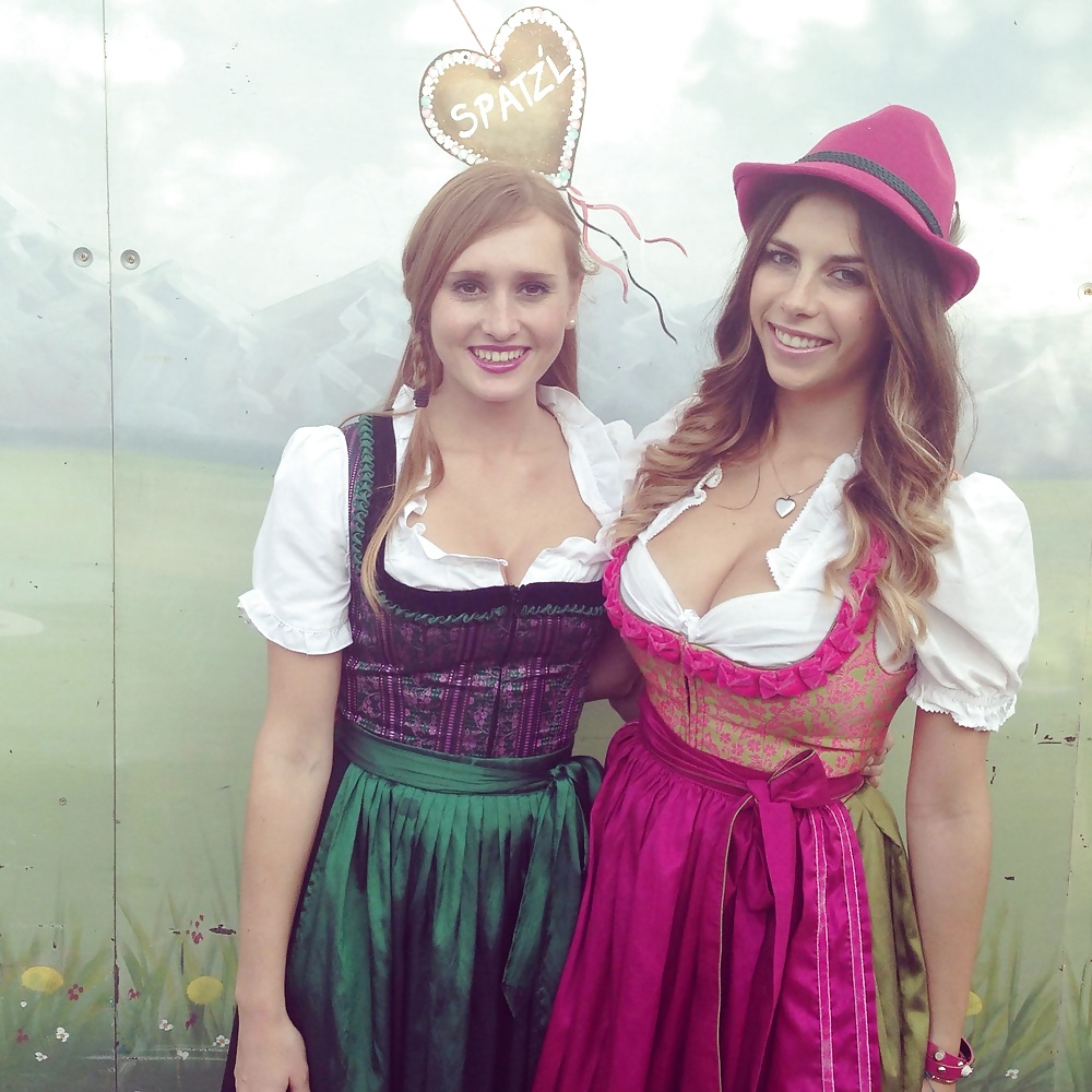 Sexy Dirndl Girls 120 7