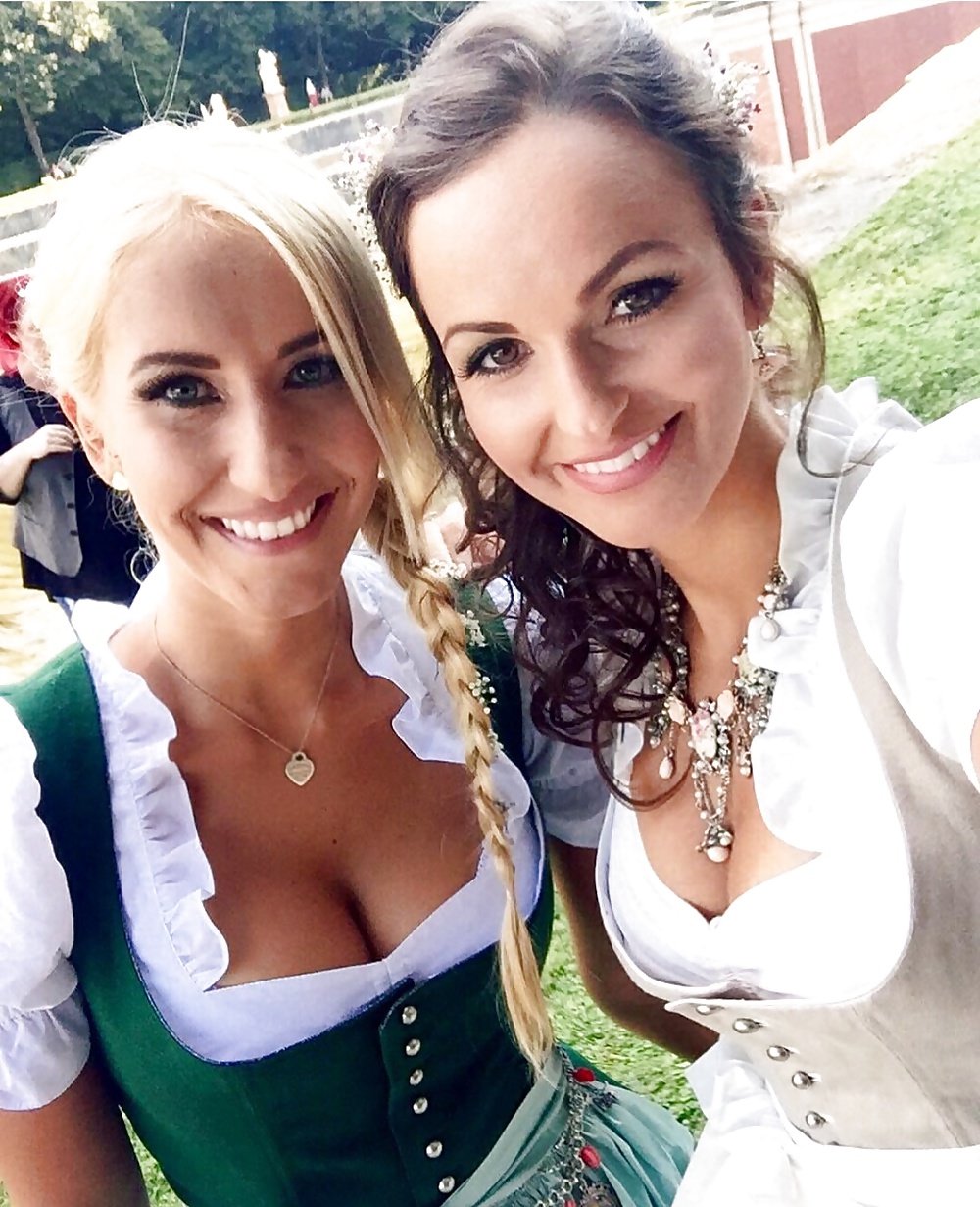 Sexy Dirndl Girls 107 13